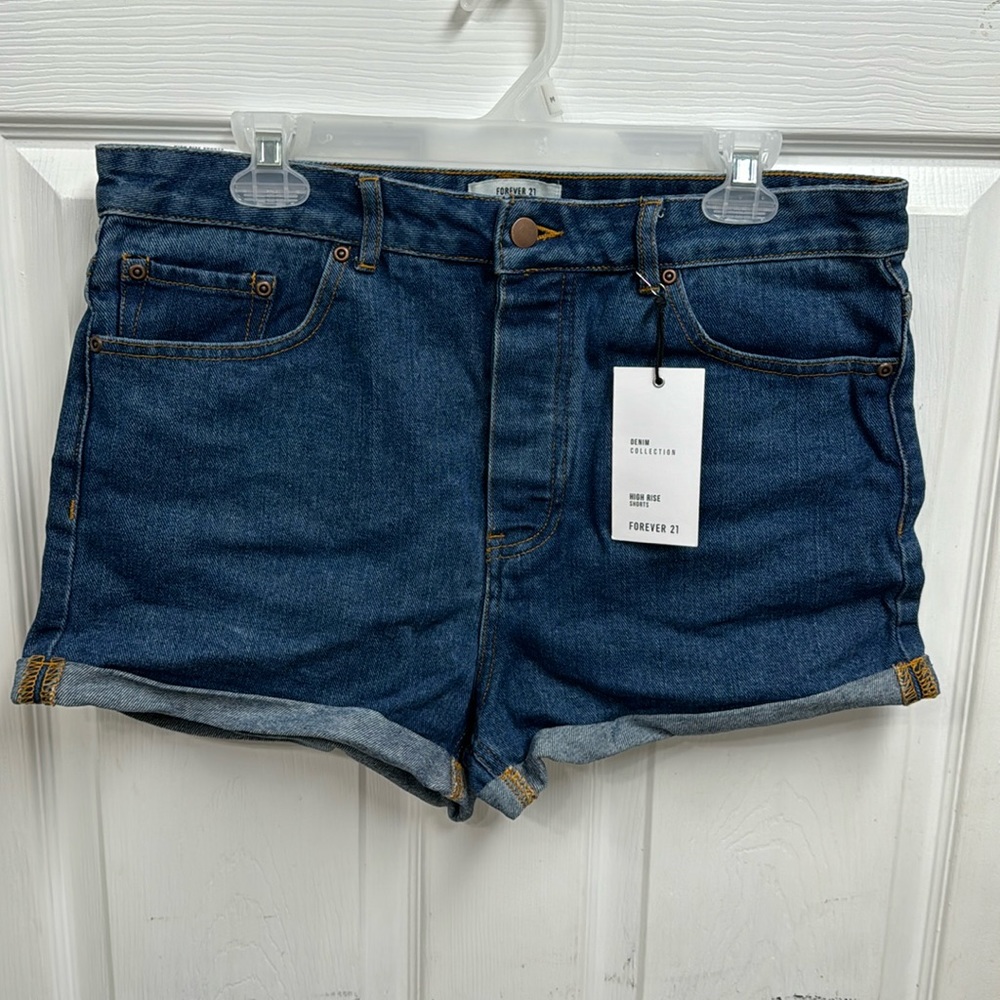 Forever 21 Highrose Cuffed and Rolled Denim shorts Size 30